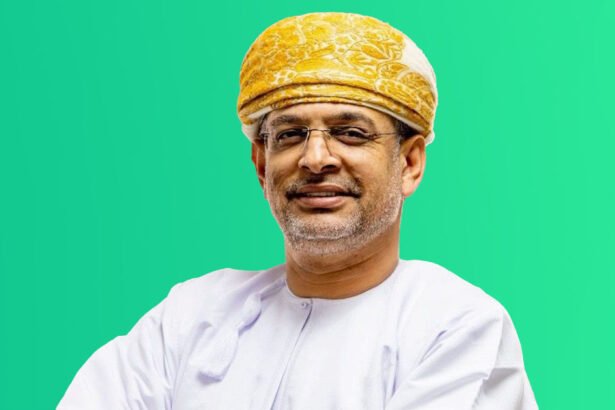 مبارك بن محمد الدوحاني مدير عام التخطيط والمتحدث الرسمي ورئيس فريق التحول الرقمي بوزارة التجارة والصناعة وترويج الاستثمار